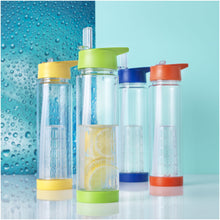 Load image into Gallery viewer, Tutti-frutti 740 ml Tritan™ infuser sport bottle — lifestyle