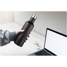 Load image into Gallery viewer, Pinto 750 ml copper vacuum insulated bottle — lifestyle