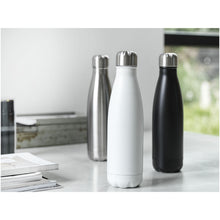 Load image into Gallery viewer, Cove 500 ml RCS certified recycled stainless steel vacuum insulated bottle  — lifestyle