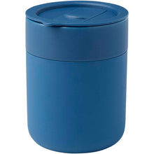 Load image into Gallery viewer, Java 330 ml ceramic tumbler with silicone wrap and plastic lid — Blue