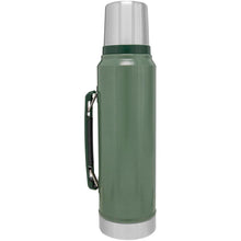 Load image into Gallery viewer, Stanley Classic 1000 ml bottle — Forest green (back)