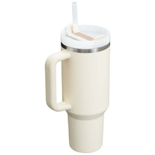 Load image into Gallery viewer, Stanley Quencher H2.0 1200 ml tumbler  — Cream (detail)