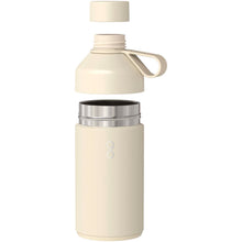 Load image into Gallery viewer, Ocean Bottle 750 ml vacuum insulated water bottle — Sandstone (detail 2)
