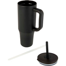 Load image into Gallery viewer, Brady 900 ml RCS certified insulated tumbler with silicone straw — Black (detail)