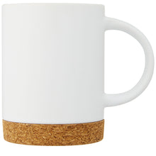 Load image into Gallery viewer, Neiva 425 ml ceramic mug with cork base — White (front)