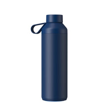 Load image into Gallery viewer, Ocean Bottle Peak 710 ml water bottle — Ocean Blue (back)