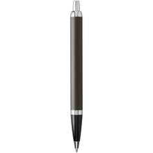 Load image into Gallery viewer, Parker IM ballpoint pen (blue ink) — Espresso brown / Black (back)