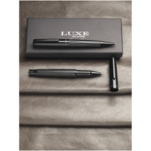 Load image into Gallery viewer, Gloss duo pen gift set (black ink) — lifestyle