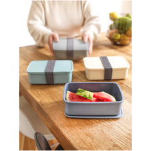 Load image into Gallery viewer, Dovi 800 ml lunch box — lifestyle