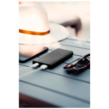 Load image into Gallery viewer, Xtorm XG210 Go2 15W 10.000 mAh fast charge power bank — lifestyle
