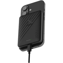 Load image into Gallery viewer, Xtorm Go2 15W 5000 mAh wireless power bank — Black (detail 2)