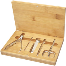 Load image into Gallery viewer, Ladia 5-piece bamboo manicure set — Natural (detail)