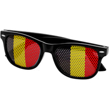 Load image into Gallery viewer, Vision sunglasses — Yellow (detail)