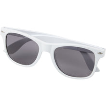 Load image into Gallery viewer, Sun Ray rPET sunglasses — White (detail)