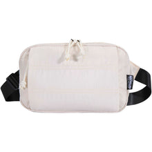 Load image into Gallery viewer, Puffer GRS recycled waist bag 1.5L — Sandstone (front)