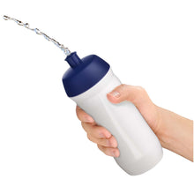Load image into Gallery viewer, HydroFlex™ Clear 750 ml squeezy sport bottle — Red / Frosted Clear (detail)