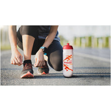 Load image into Gallery viewer, HydroFlex™ Clear 750 ml squeezy sport bottle — lifestyle