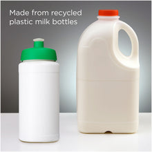 Load image into Gallery viewer, Baseline 500 ml recycled sport bottle — lifestyle