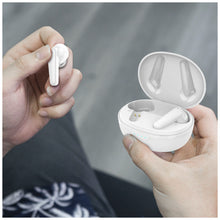 Load image into Gallery viewer, Prixton TWS158 ENC and ANC earbuds — lifestyle
