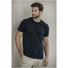 Load image into Gallery viewer, Avalite 160 g/m2 short sleeve unisex Aware™ recycled t-shirt — lifestyle