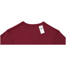 Load image into Gallery viewer, Heros 150 g/m2 short sleeve men's t-shirt — Burgundy (detail)
