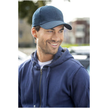 Load image into Gallery viewer, Davis 6 panel 260 g/m2 cap — lifestyle