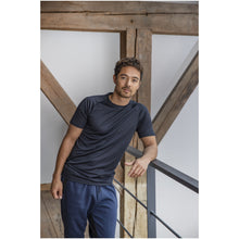 Load image into Gallery viewer, Niagara 145 g/m2 short sleeve men's cool fit t-shirt — lifestyle